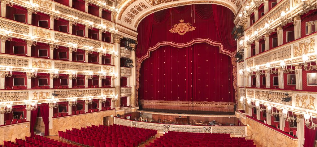 Visita guidata al TEATRO SAN CARLO NAPOLI