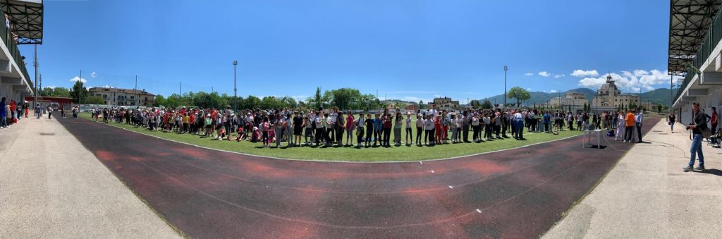 Festa finale “Lo sport a scuola” – mercoledì 5 giugno, stadio comunale Lioni.