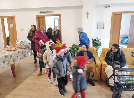 Educare al dono: Visita presso  la “Casa di riposo per anziani” di Teora